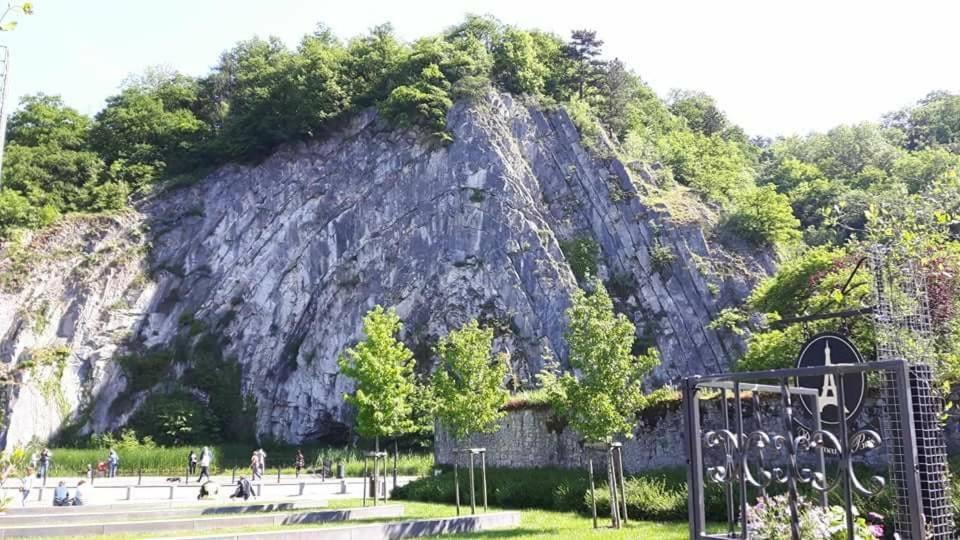 Titi'S Chalet Дюрби Екстериор снимка