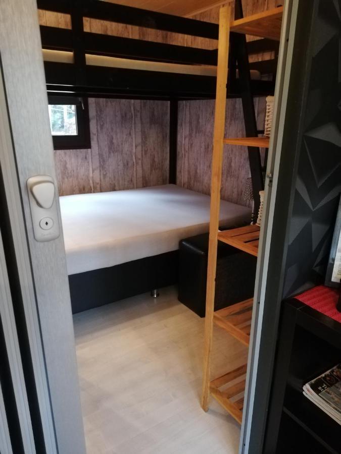 Titi'S Chalet Дюрби Екстериор снимка