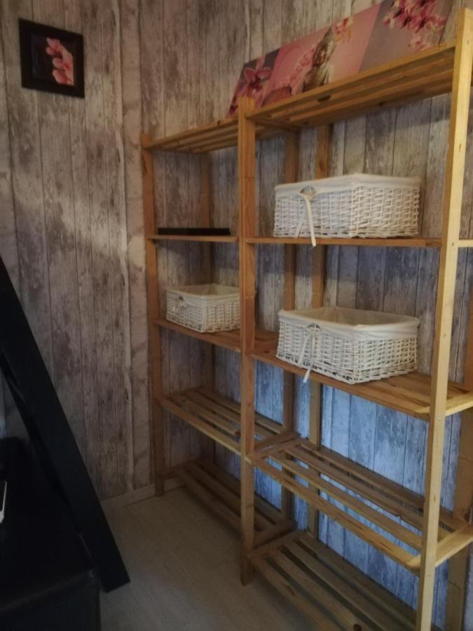 Titi'S Chalet Дюрби Екстериор снимка
