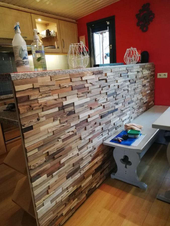 Titi'S Chalet Дюрби Екстериор снимка