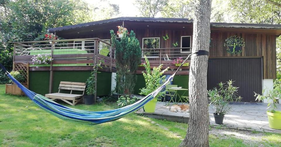 Titi'S Chalet Дюрби Екстериор снимка